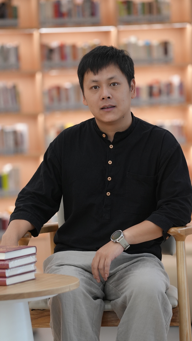 01 赵容华_副本.jpg 01 赵容华_副本.jpg